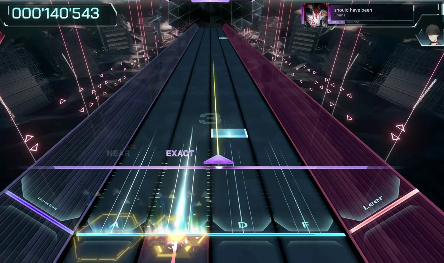 lowiro の音ゲー In Falsus の Should have been ULT 10 プレイ画面。右上の曲情報ウィジェットに ULT 10 と SPEED 7.00 の表示、最初のタップとシアンのホールドが判定線に届く瞬間