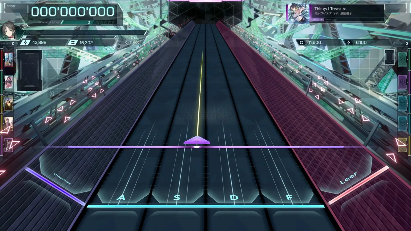 The card rail at dive start In Falsus Things I Treasure dive intro at 000'000'000 with five memory cards riding the left rail and Umschalt and Leer side pads under the ULT 9 chip